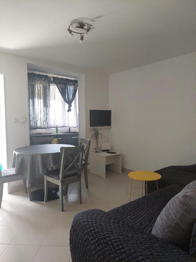 דירות קרס Apartman Katarina מראה חיצוני תמונה